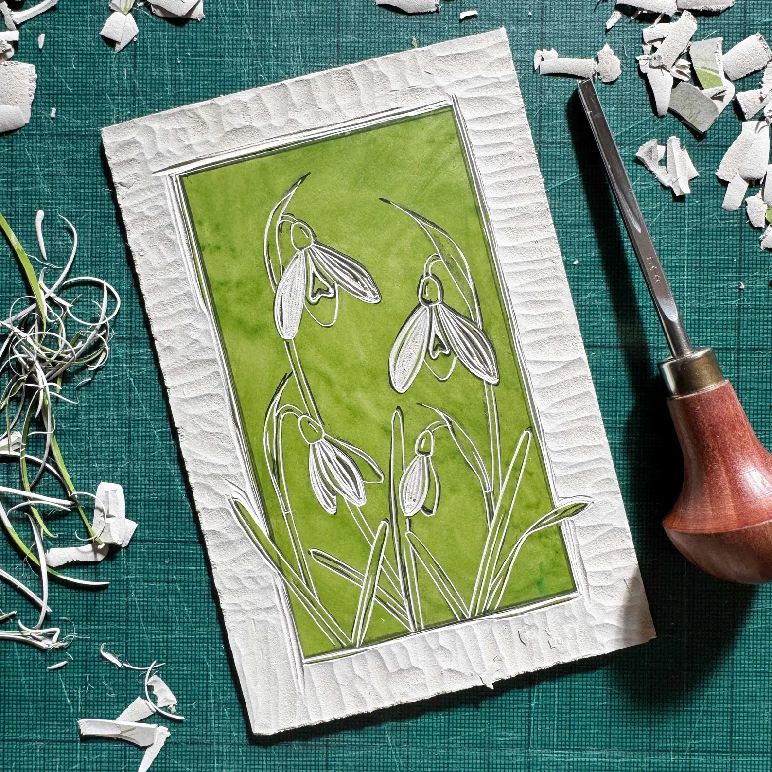 Snowdrop Linocut Print – January Birth Flower Wall Art - Image 4